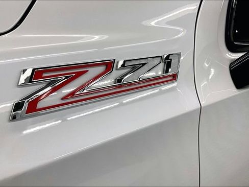 Used 2023 Chevrolet Suburban Z71 w/ Z71 Off-Road Package image 34