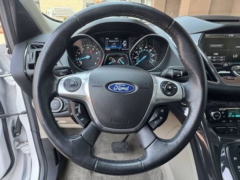 Used 2014 Ford Escape Titanium FWD image 19