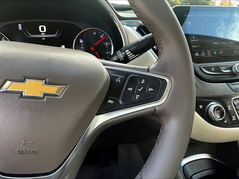 Used 2024 Chevrolet Malibu LT FWD image 15