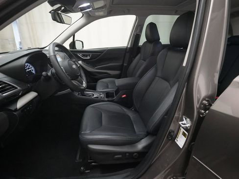 Used 2023 Subaru Forester Limited AWD/4WD image 7