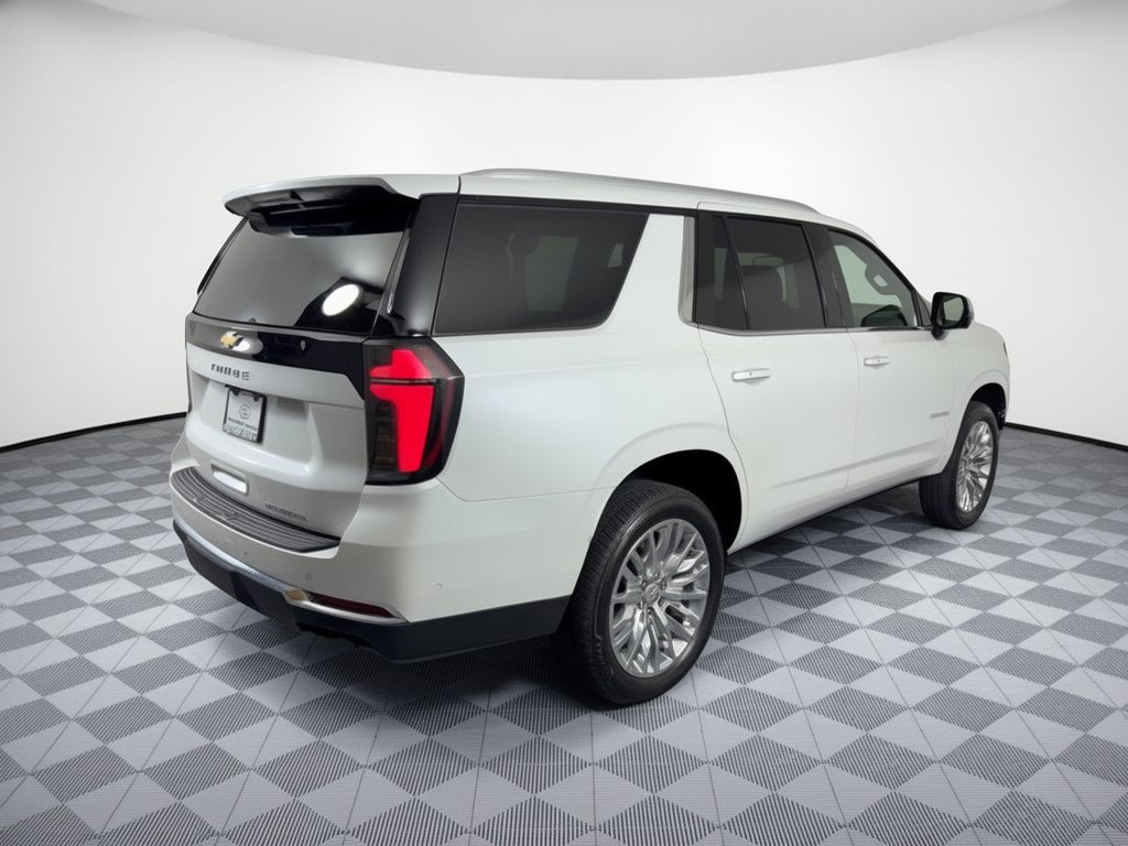 Used 2025 Chevrolet Tahoe Premier AWD/4WD image 9