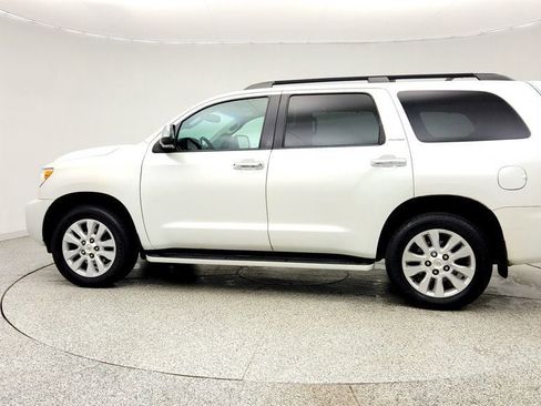 Used 2017 Toyota Sequoia Platinum AWD/4WD image 8