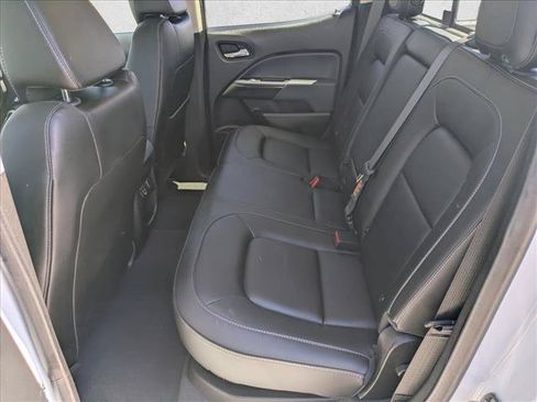 Used 2022 Chevrolet Colorado Z71 AWD/4WD image 17