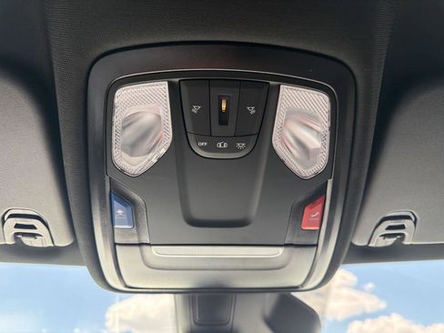 Used 2025 RAM 1500 Tradesman AWD/4WD image 21
