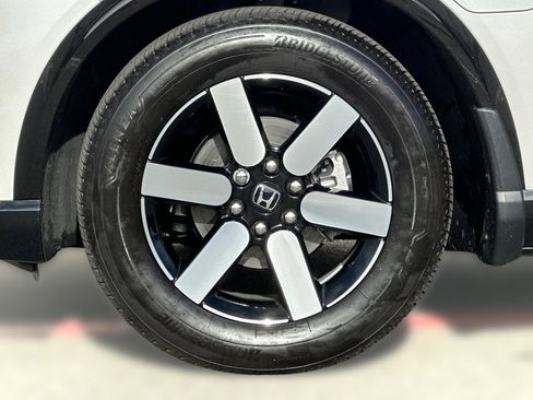 Certified 2025 Honda Prologue Touring image 11