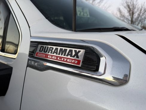 Used 2023 GMC Sierra 2500 Denali w/ Denali Ultimate Package image 4