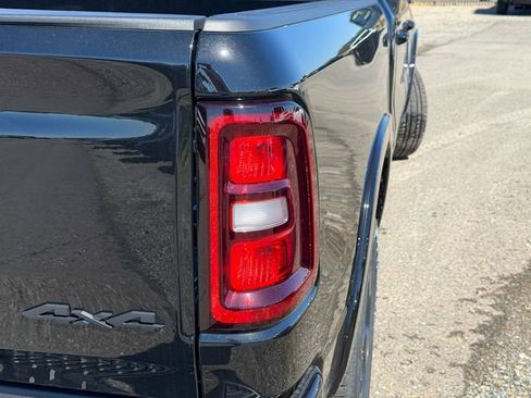 New 2026 RAM 1500 Big Horn AWD/4WD image 7