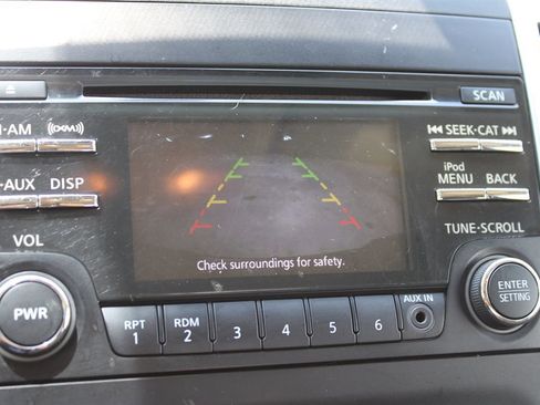 Used 2013 Nissan Frontier SV image 18