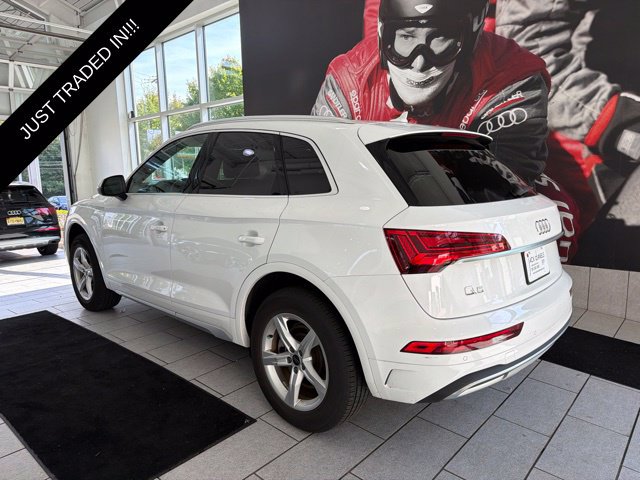 Used 2024 Audi Q5 Premium w/ Convenience Package AWD/4WD image 2