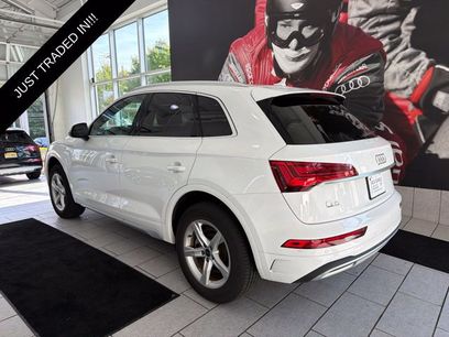 Used 2024 Audi Q5 Premium w/ Convenience Package