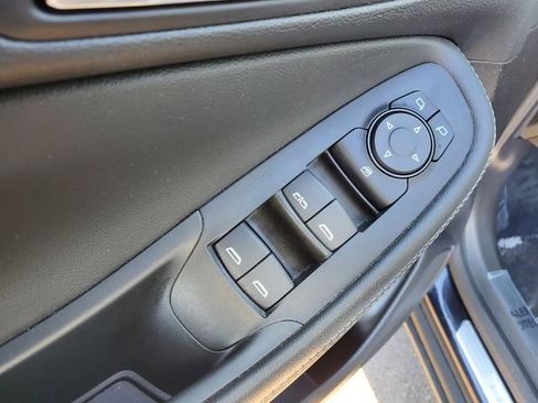 Certified 2020 Buick Encore GX Preferred w/ Cold Weather Comfort Package image 18