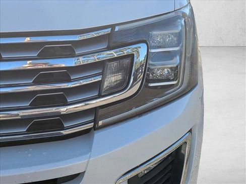 Used 2018 Ford Expedition Max Limited w/ Equipment Group 302A image 9