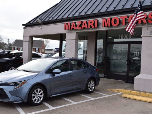 Used 2022 Toyota Corolla LE image 8