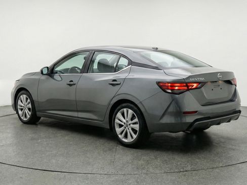 Used 2025 Nissan Sentra S image 6