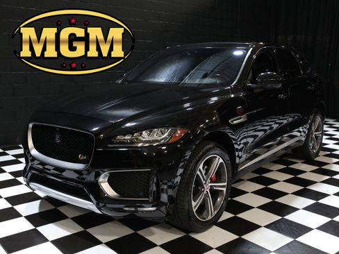 Used 2017 Jaguar F-PACE S AWD/4WD image 1