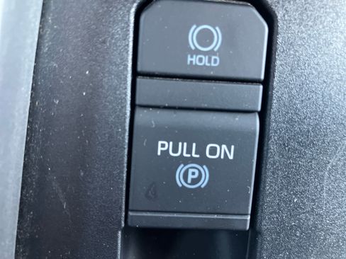 Used 2023 Toyota Tundra Platinum image 37