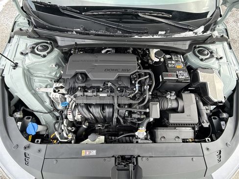 New 2025 Kia K4 LXS image 17