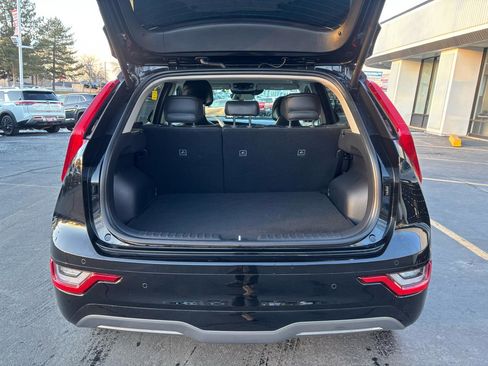 Used 2024 Kia Niro Wave image 24
