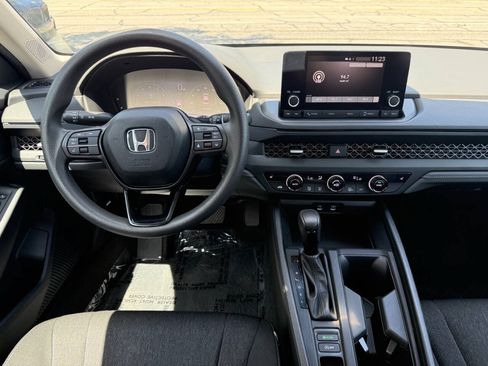 Used 2023 Honda Accord EX image 27