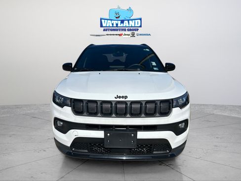 Certified 2022 Jeep Compass Latitude w/ Sun and Sound Group AWD/4WD image 8