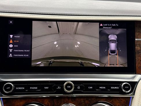 Used 2022 Bentley Continental GT image 15