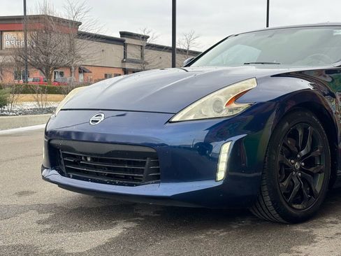 Used 2017 Nissan 370Z Coupe image 11