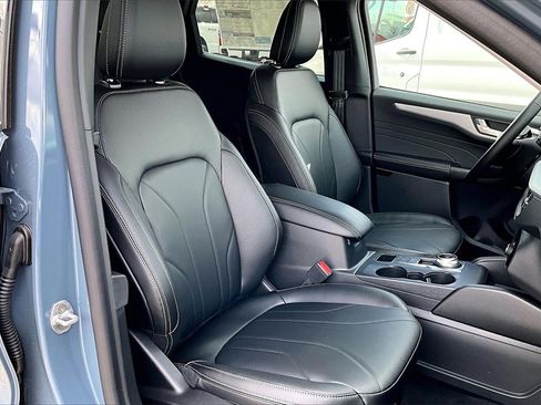 New 2026 Ford Escape Platinum w/ Premium Technology Package image 29