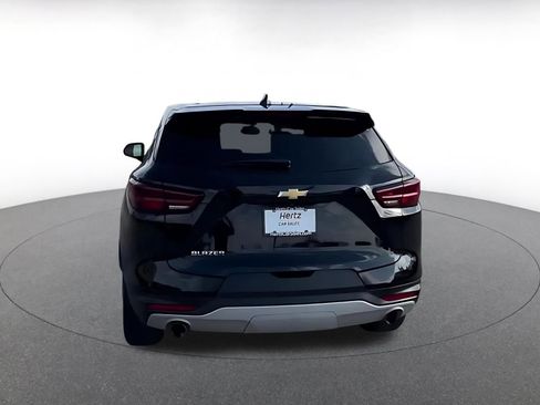 Used 2025 Chevrolet Blazer LT image 12