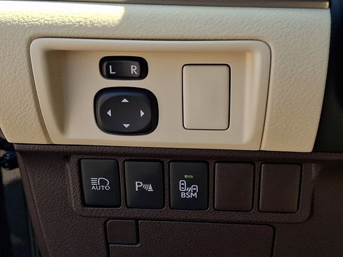 Used 2017 Lexus ES 350 FWD image 24