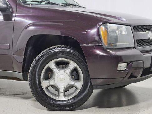 Used 2008 Chevrolet TrailBlazer LT w/ Sun And Sound Package image 5