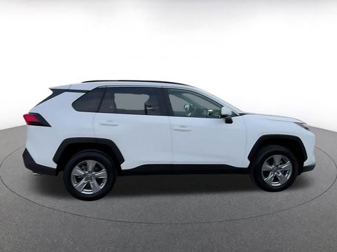 Used 2025 Toyota RAV4 XLE image 16
