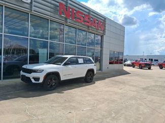 Used 2023 Jeep Grand Cherokee Limited w/ Luxury Tech Group II AWD/4WD video 2