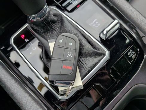 New 2026 Jeep Compass Latitude image 44