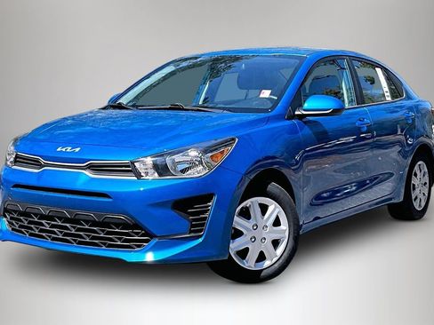 Used 2023 Kia Rio S image 1