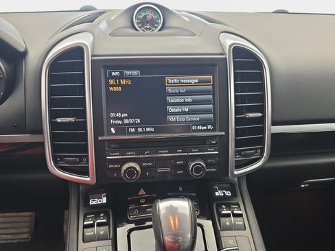 Used 2012 Porsche Cayenne AWD/4WD image 20