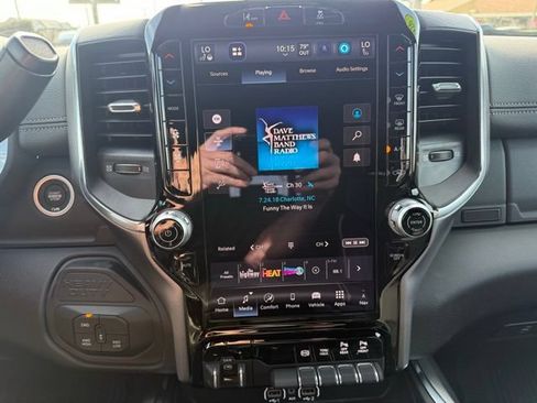 New 2026 RAM 2500 Laramie w/ Sport Appearance Package AWD/4WD image 20