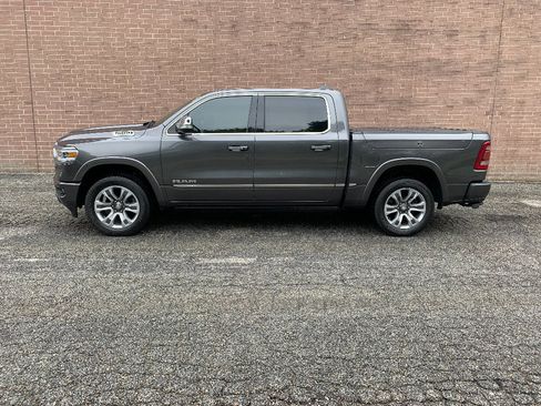 Used 2020 RAM 1500 Limited AWD/4WD image 2