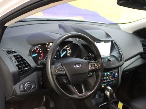 Used 2019 Ford Escape SEL AWD/4WD image 14