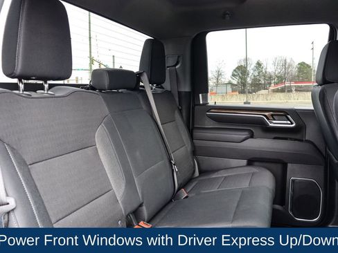 Used 2025 Chevrolet Silverado 2500 LT w/ Convenience Package image 17