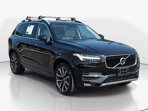 Used 2018 Volvo XC90 T5 Momentum w/ Convenience Package AWD/4WD image 2