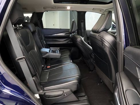 Used 2023 INFINITI QX60 Luxe w/ Performance Audio Package AWD/4WD image 19