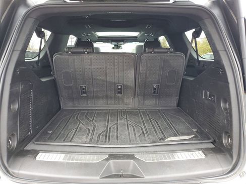 Used 2023 Chevrolet Suburban Z71 w/ Z71 Off-Road Package image 34