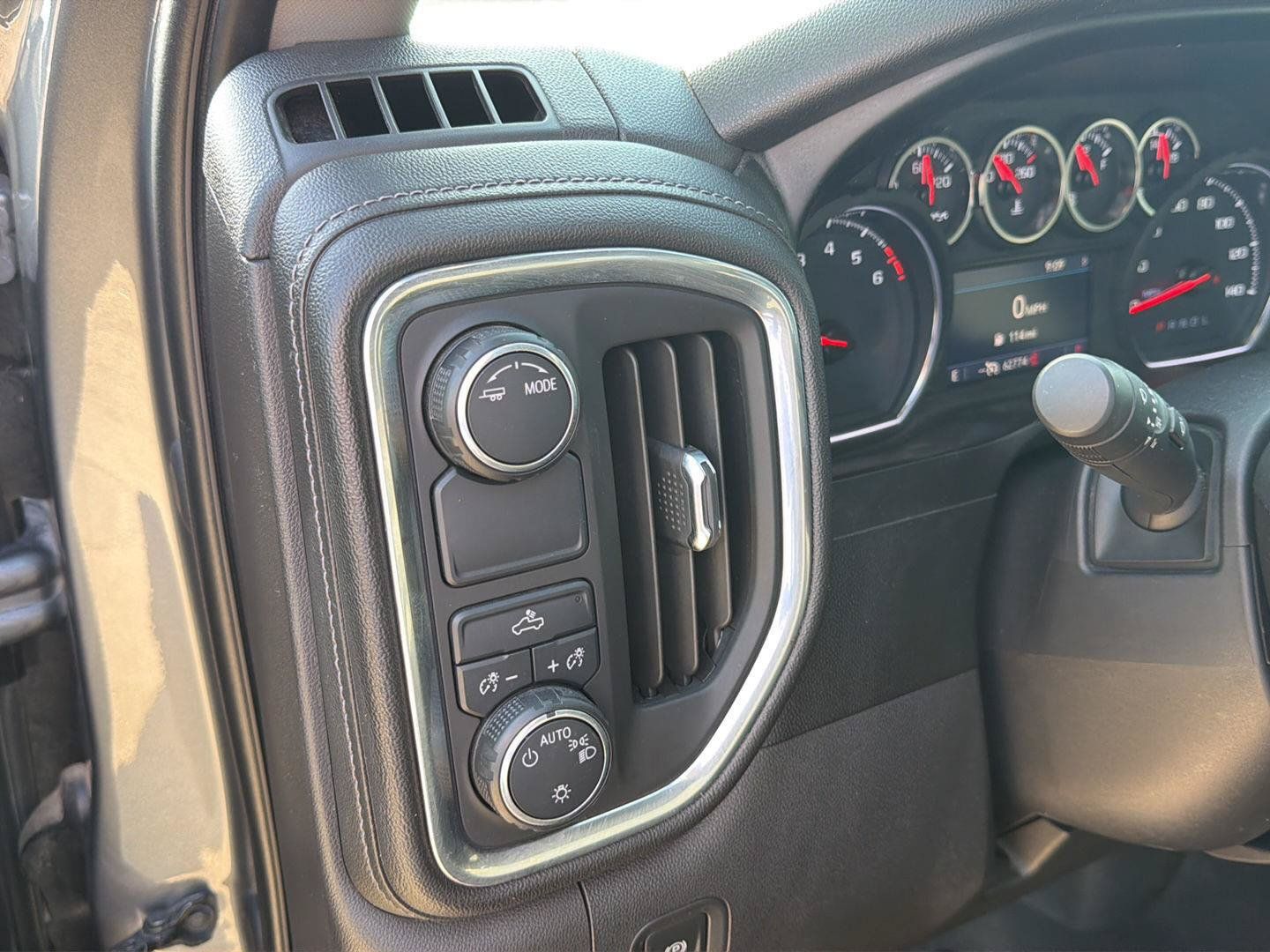 Used 2020 Chevrolet Silverado 1500 LT w/ Texas Edition RWD image 20