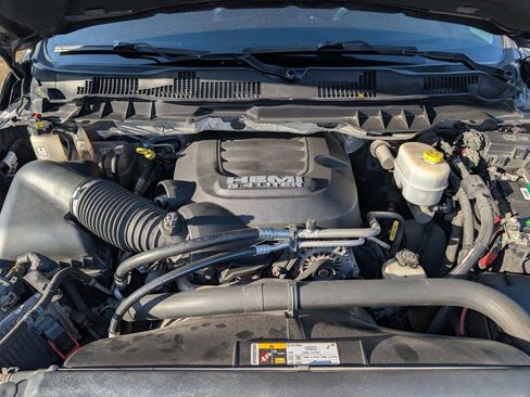 Used 2016 RAM 2500 Laramie w/ Convenience Group image 29