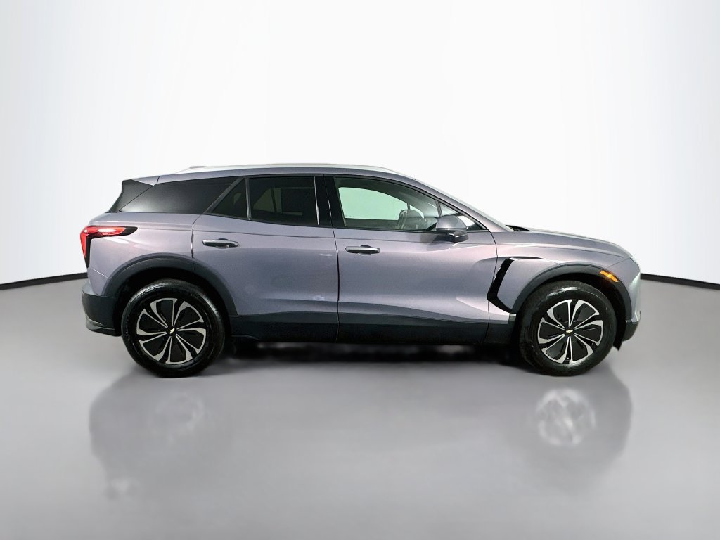 Used 2025 Chevrolet Blazer EV LT AWD/4WD image 7