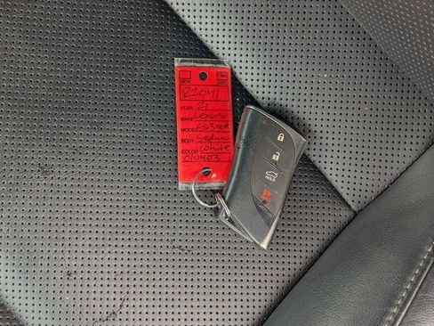 Used 2021 Lexus ES 300h w/ Accessory Package 2 image 36