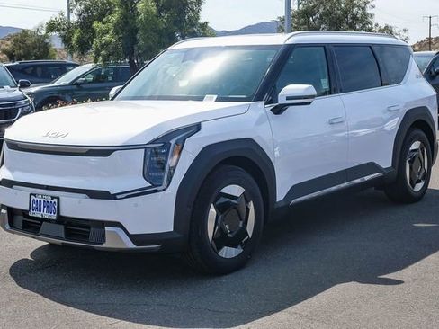 New 2026 Kia EV9 Wind AWD/4WD image 4