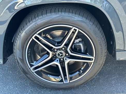 New 2026 Mercedes-Benz GLS 450 4MATIC image 12