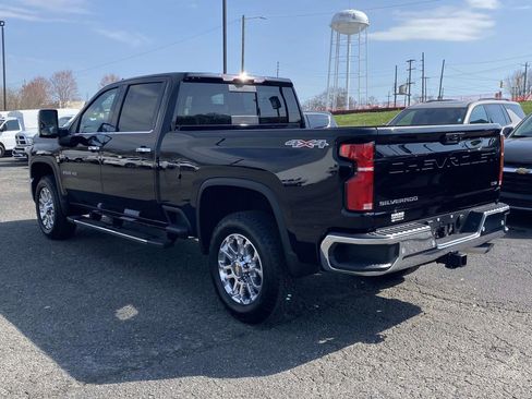 New 2025 Chevrolet Silverado 2500 LTZ w/ LTZ Plus Package AWD/4WD image 4