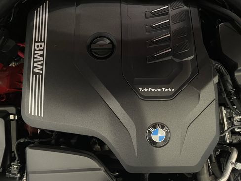 Certified 2022 BMW 330i xDrive Sedan w/ Premium Package 2 AWD/4WD image 26